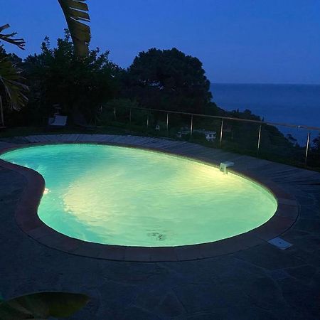 Villa Les Alizes Rayol-Canadel-sur-Mer Exterior foto